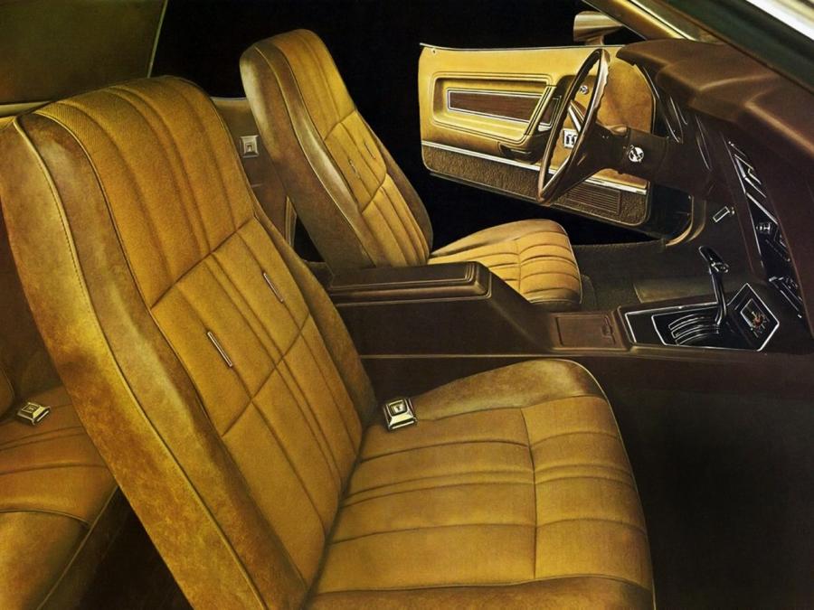 Интерьер Ford Mustang Grande 1971 года  (фото 3 из 4)